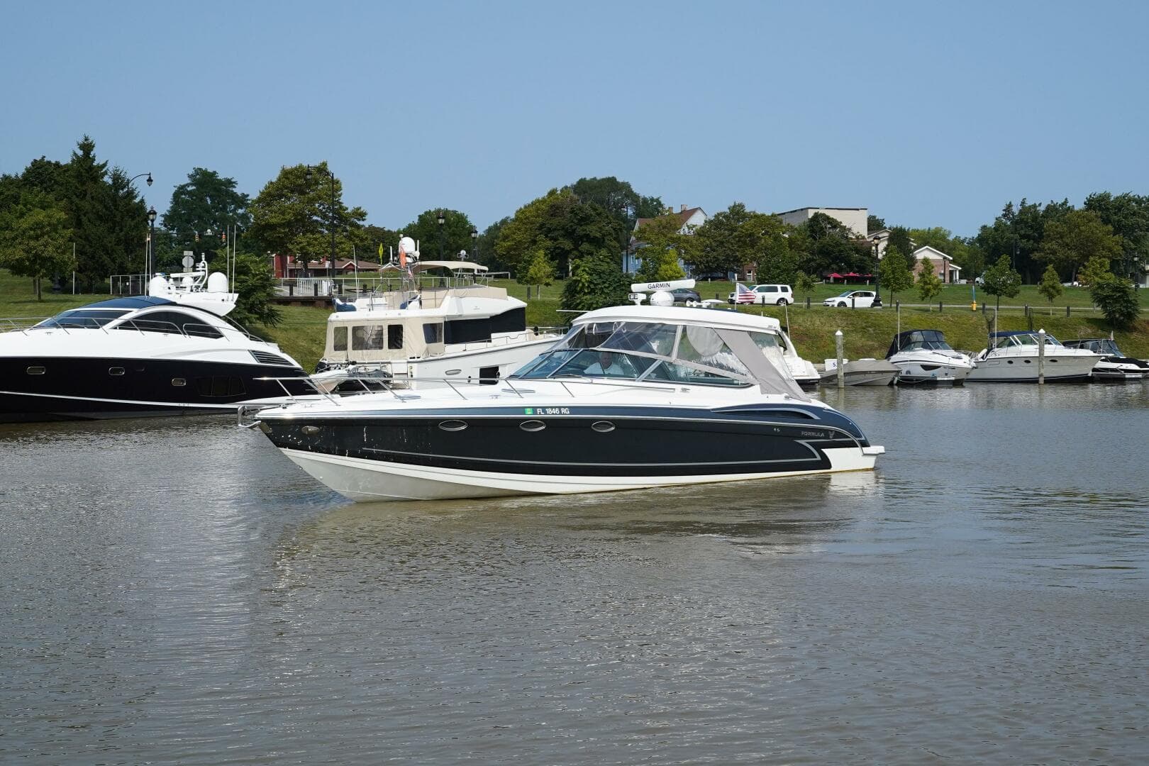 2017 Formula 370 SS — photo 41