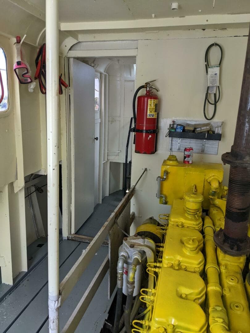 1949 Tugboat Custom Canadian Built — photo 9