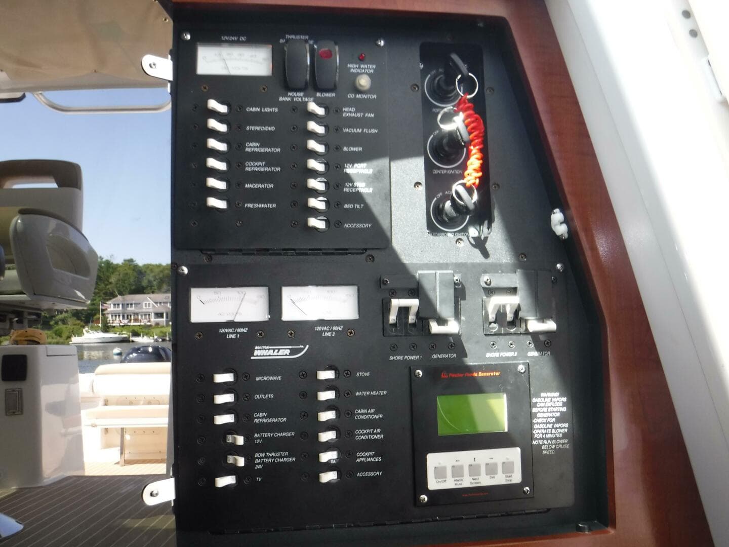 2008 Boston Whaler 346 Conquest — photo 19