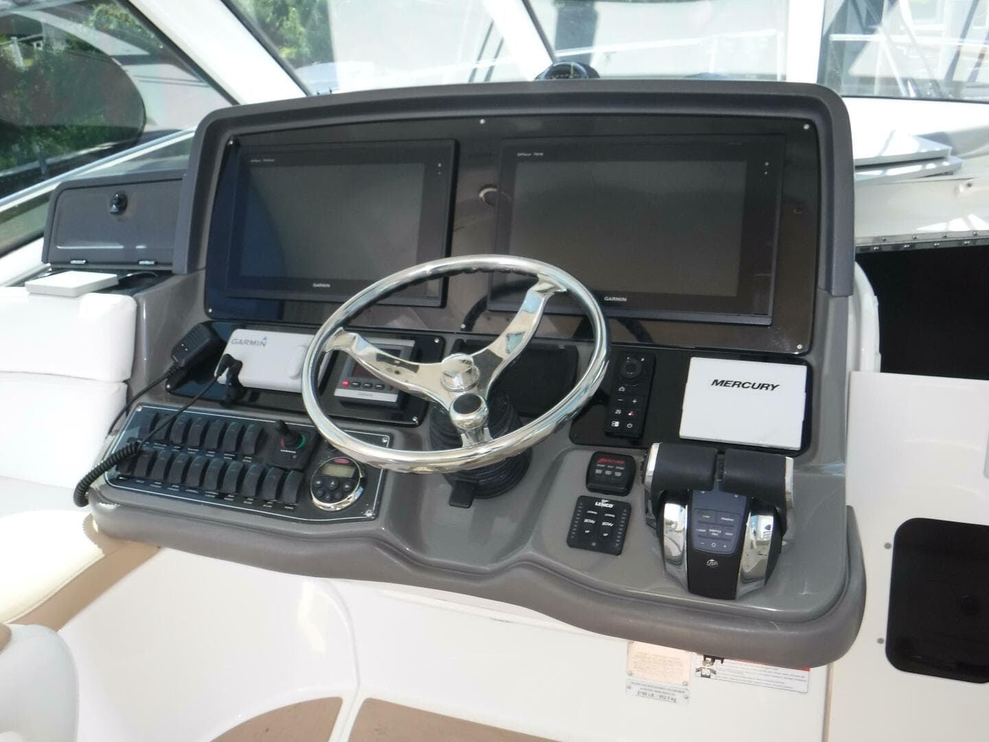 2008 Boston Whaler 346 Conquest — photo 12