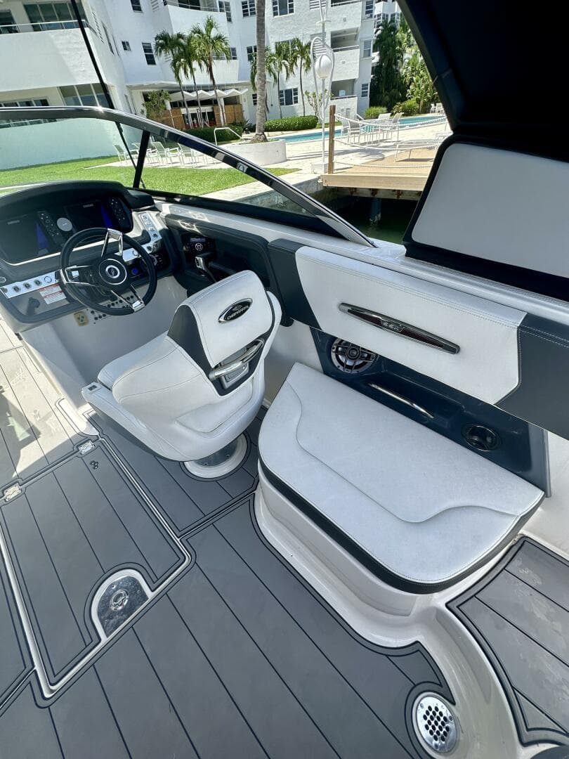 2022 Chaparral 267 Ssx OB — photo 5