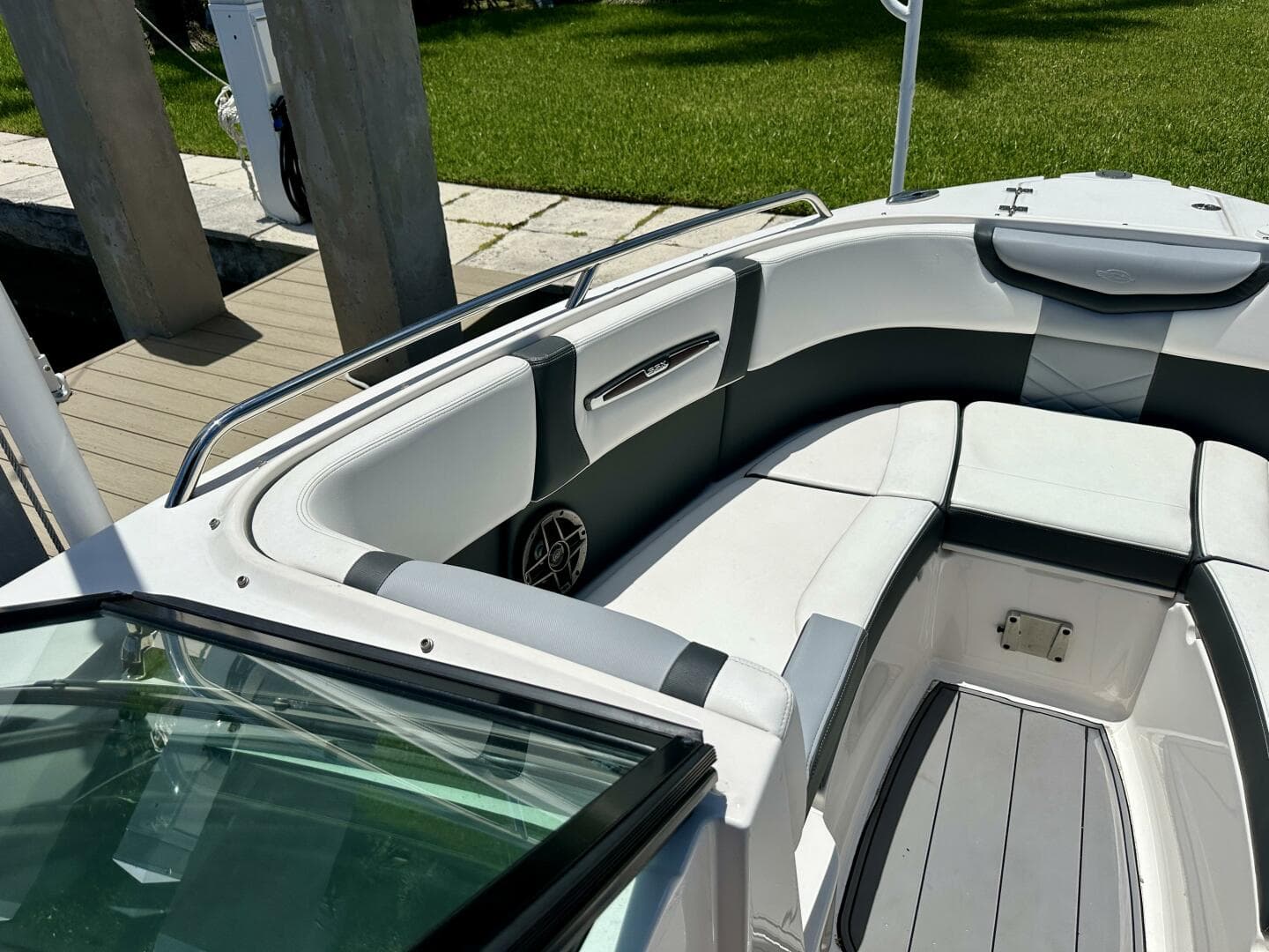 2022 Chaparral 267 Ssx OB — photo 12