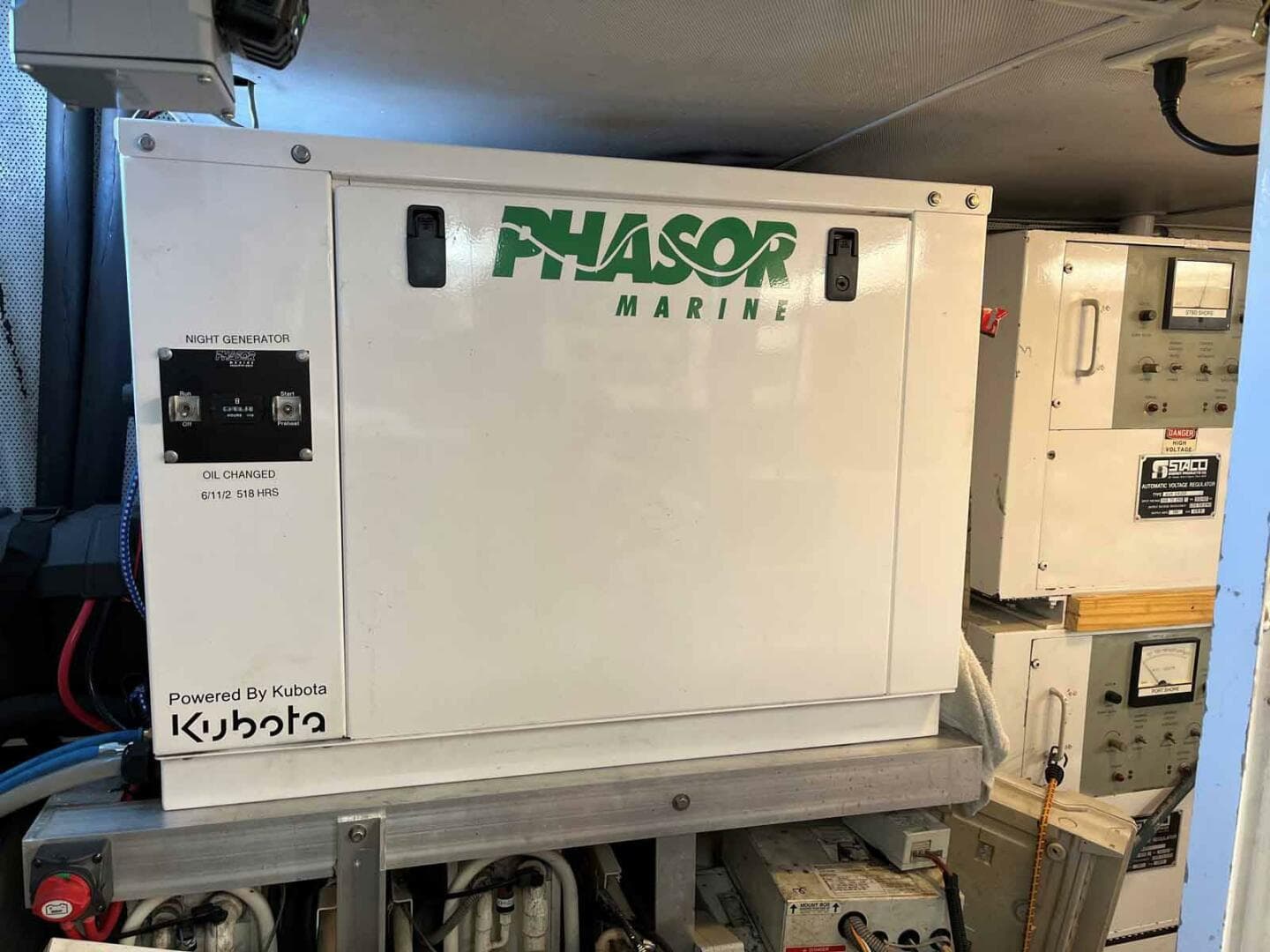 1990 Broward Custom Extended — photo 81