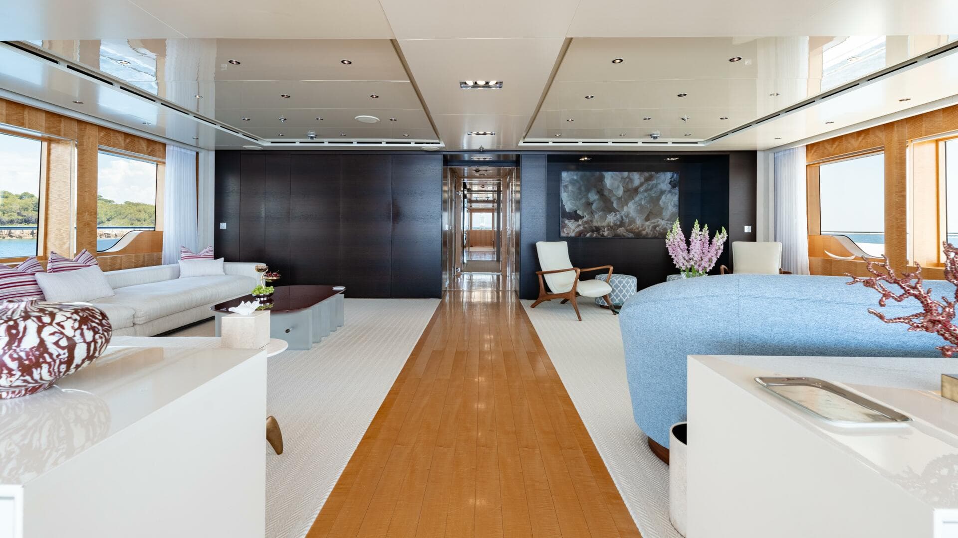 2010 Icon — photo 43