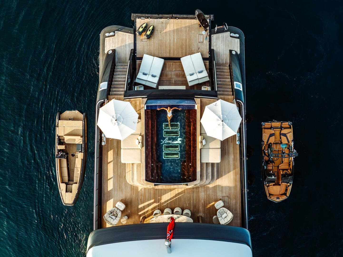 2010 Icon — photo 74