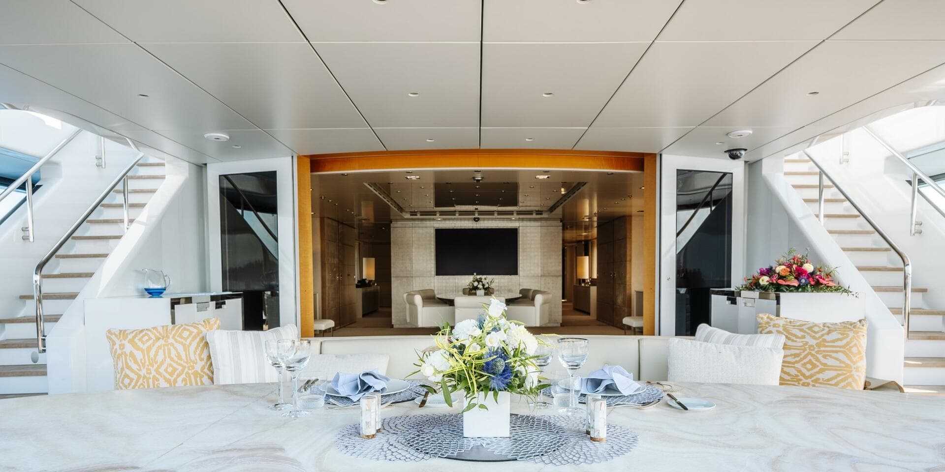 2010 Icon — photo 6