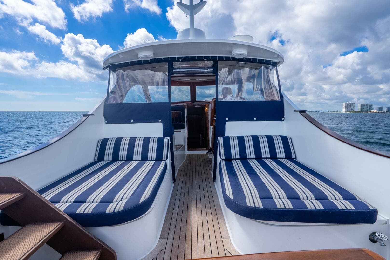 2003 San Juan 38 — photo 22