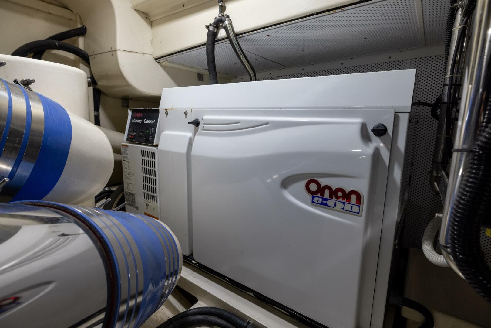 2010 Vicem 58/64 — photo 102