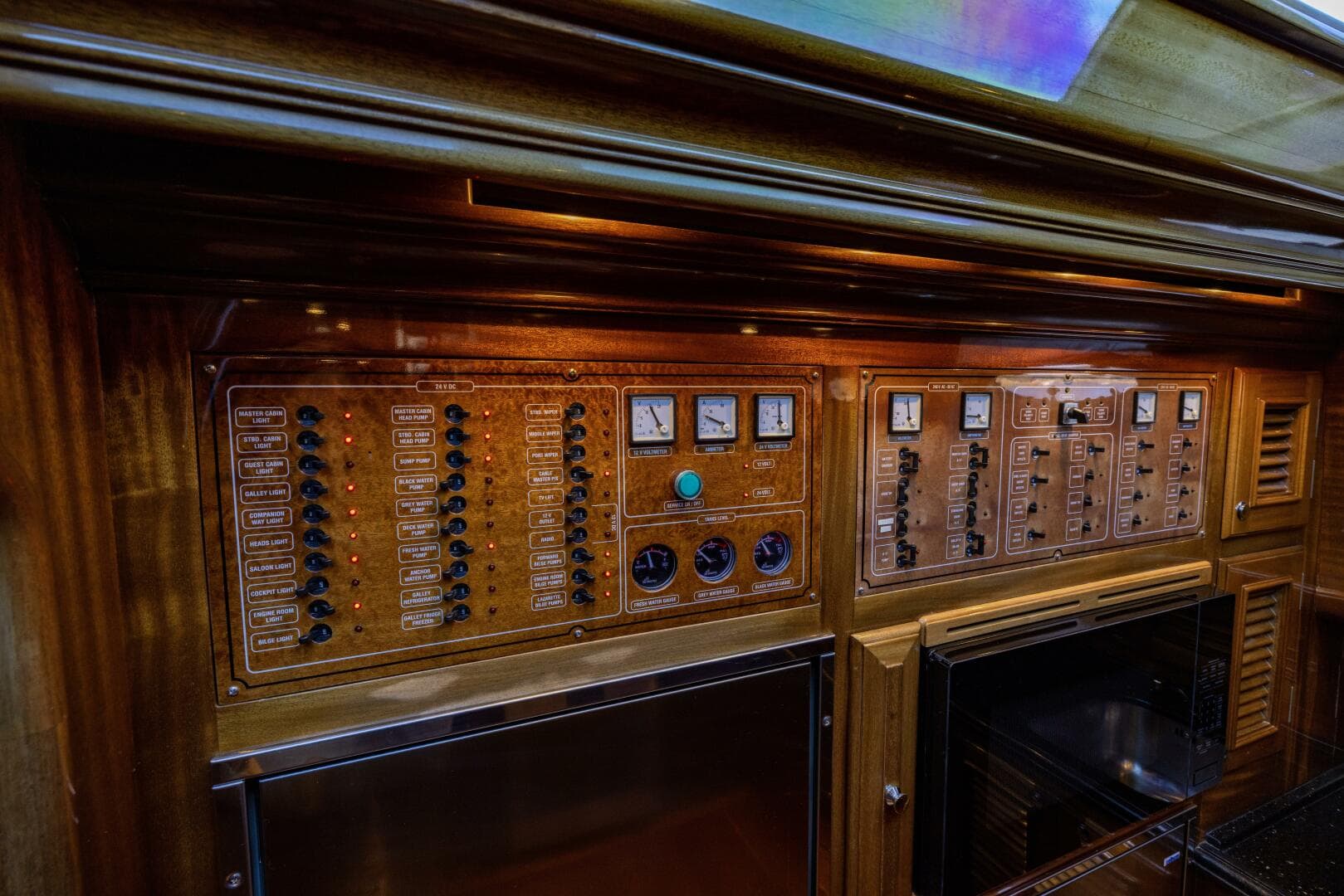 2010 Vicem 58/64 — photo 71