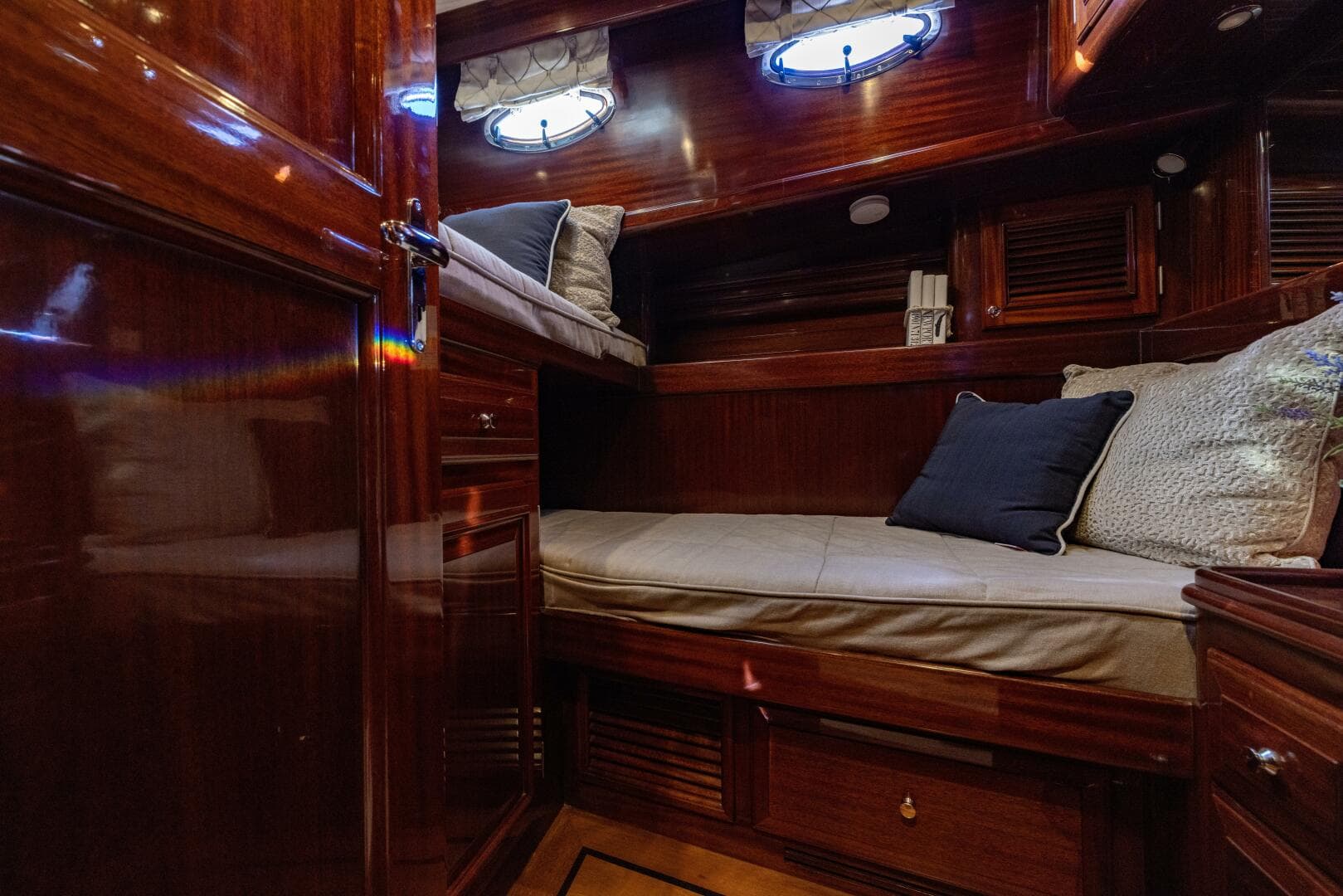 2010 Vicem 58/64 — photo 89