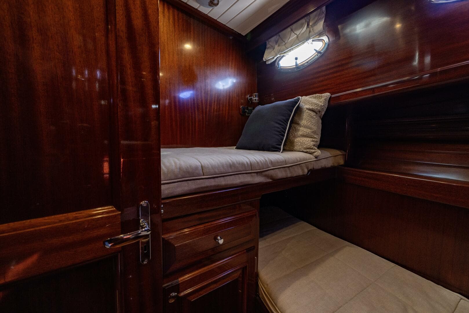 2010 Vicem 58/64 — photo 94