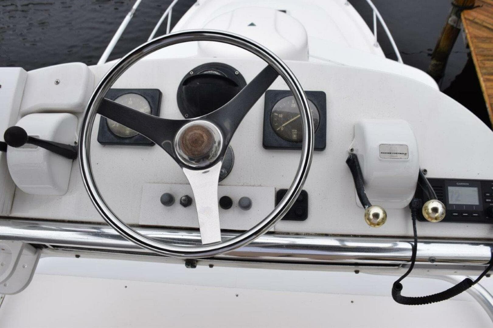 1995 Blackfin Combi 33 — photo 46