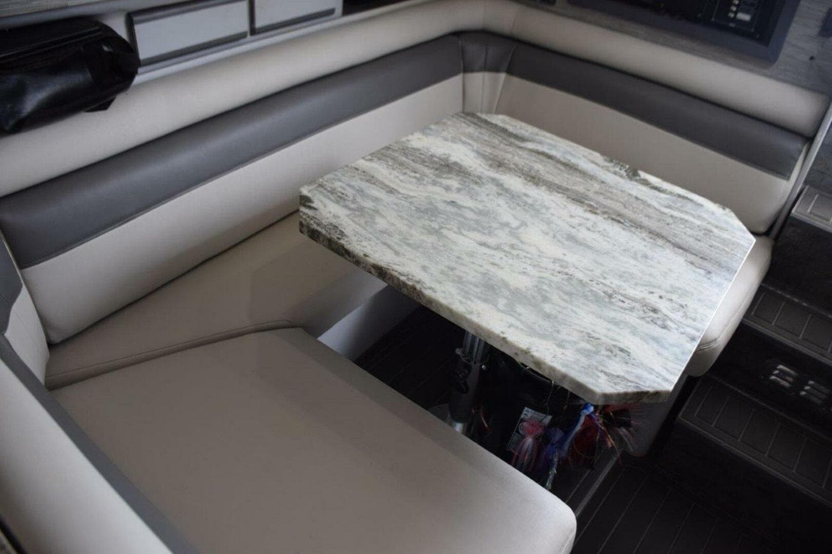 1995 Blackfin Combi 33 — photo 24