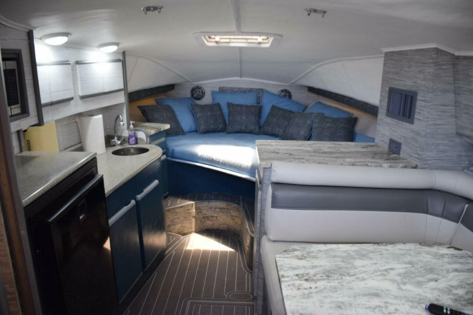 1995 Blackfin Combi 33 — photo 17