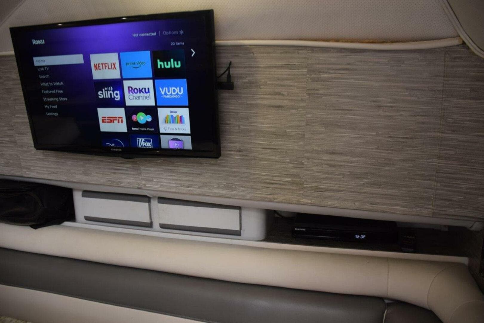 1995 Blackfin Combi 33 — photo 30