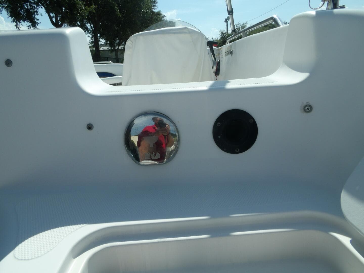 2012 Hurricane Sundeck Sport 201 OB — photo 22