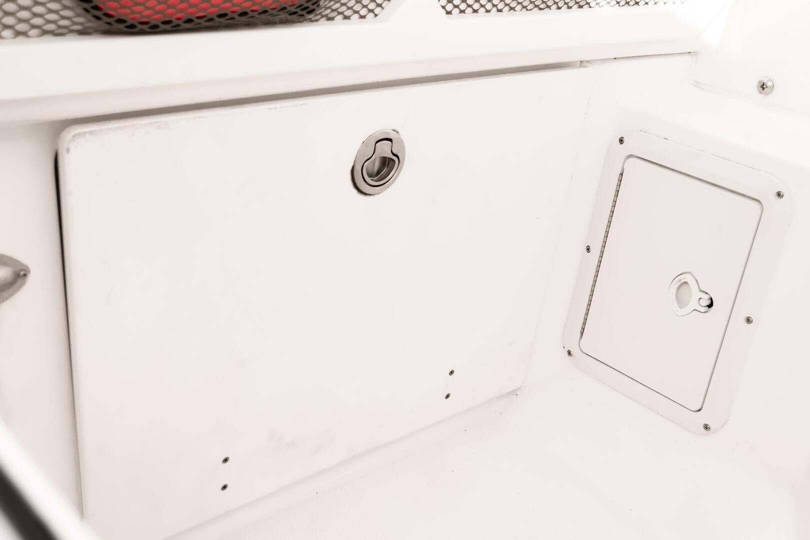 2022 Everglades 253 CC — photo 30