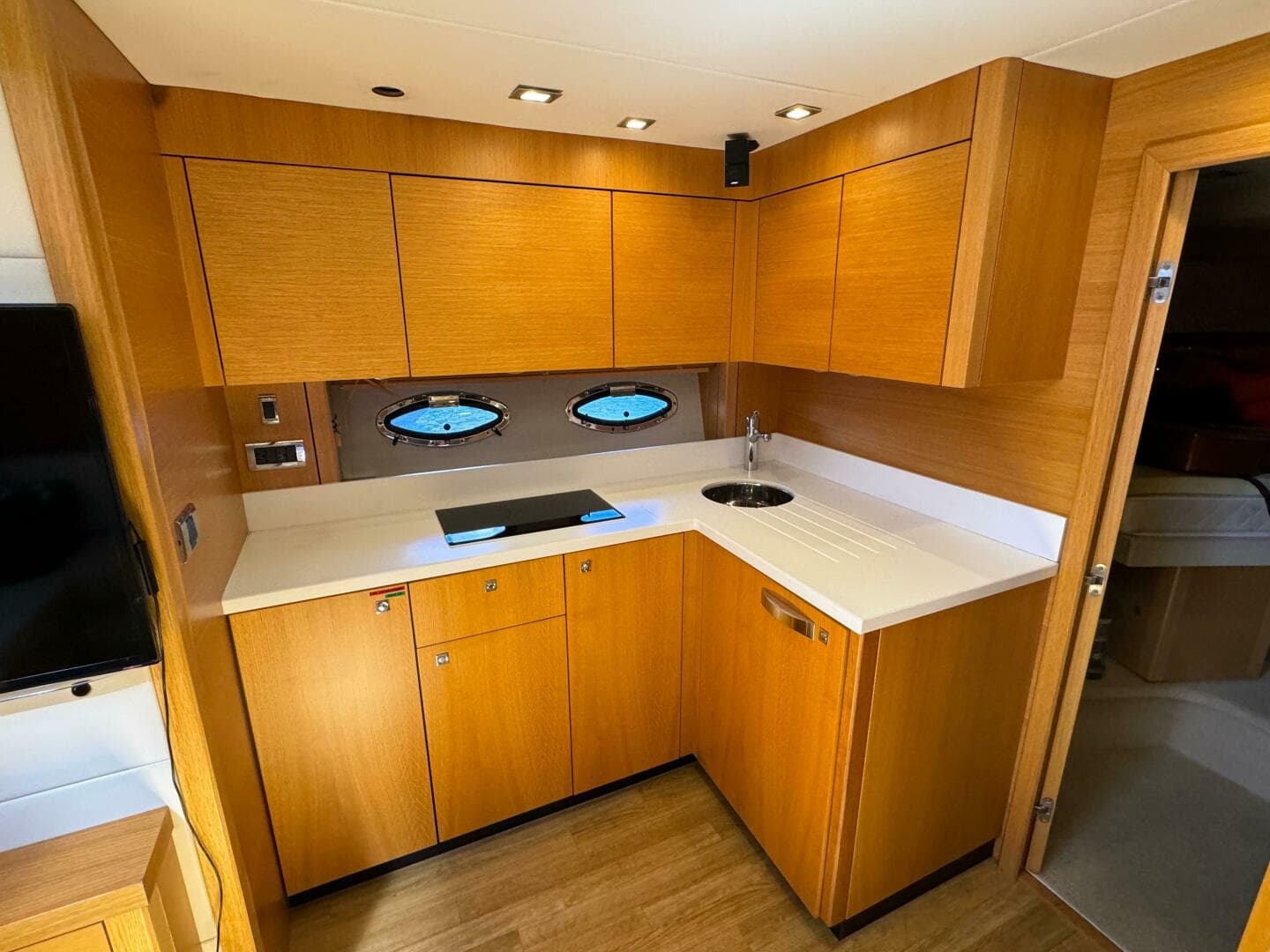 2013 Sunseeker 48 Portofino — photo 24