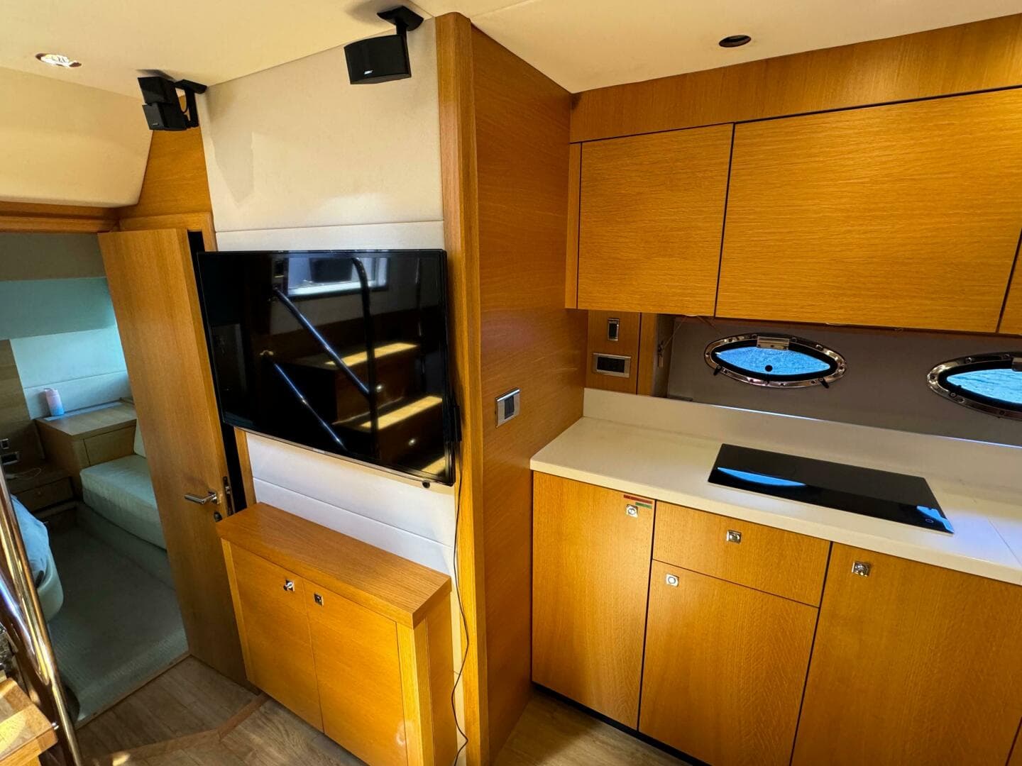 2013 Sunseeker 48 Portofino — photo 25