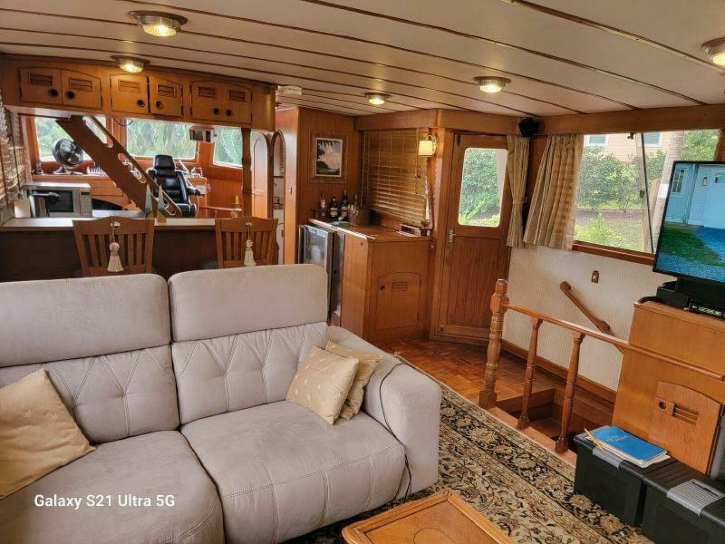 1987 Marine Trader Wide Body — photo 67