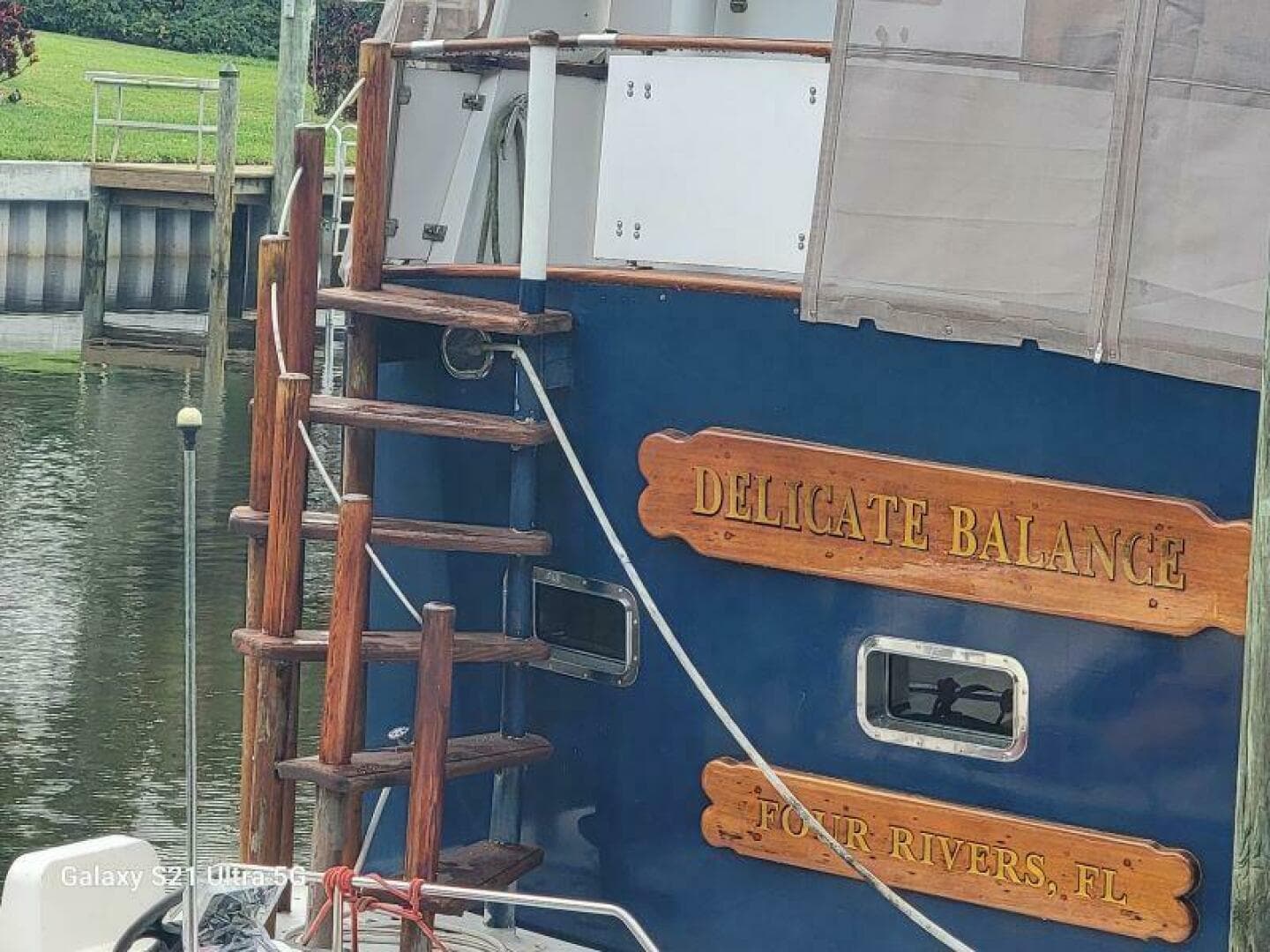 1987 Marine Trader Wide Body — photo 14