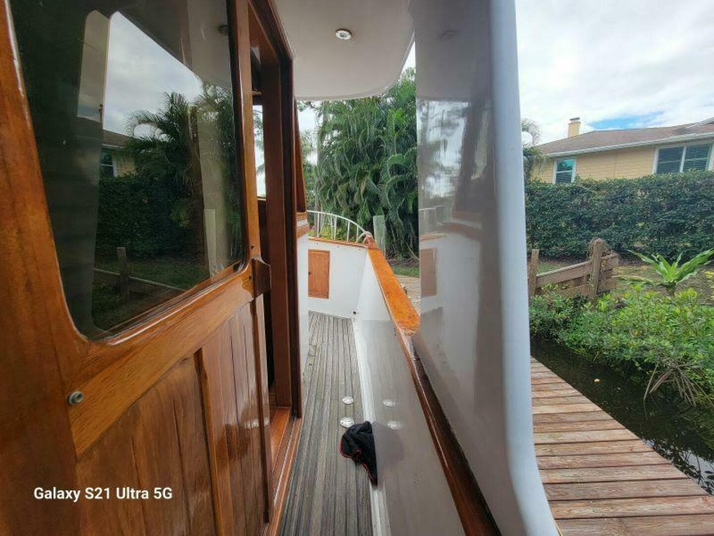 1987 Marine Trader Wide Body — photo 23