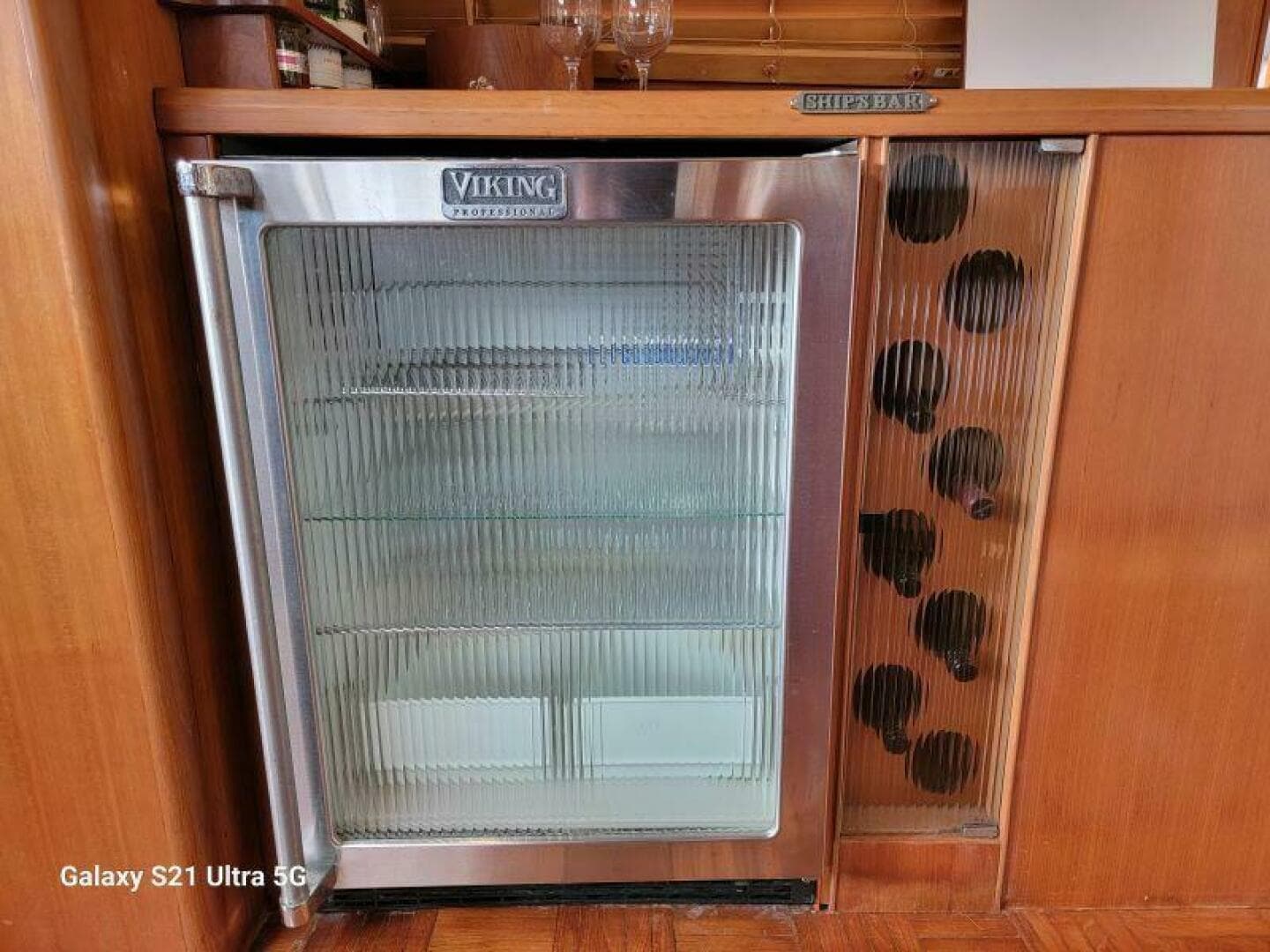 1987 Marine Trader Wide Body — photo 76