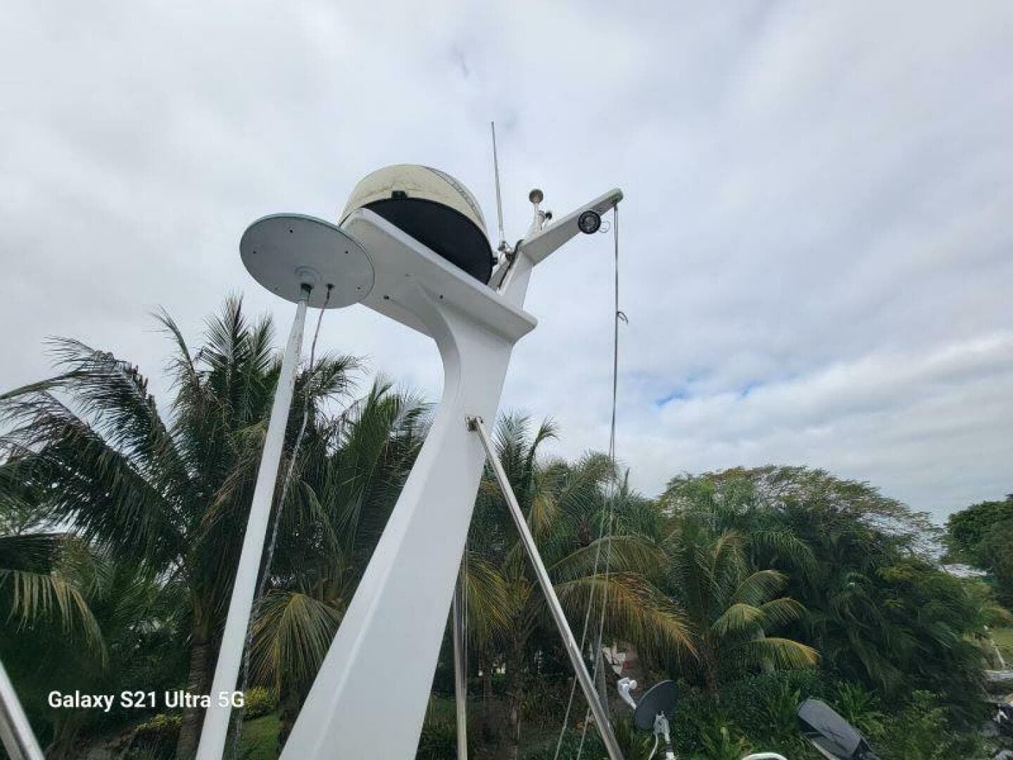 1987 Marine Trader Wide Body — photo 54