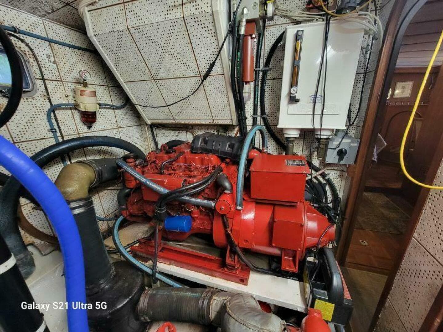 1987 Marine Trader Wide Body — photo 113