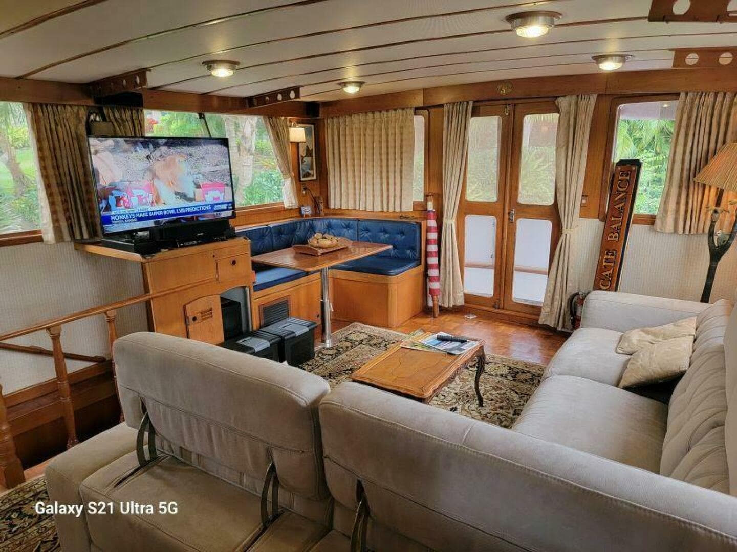 1987 Marine Trader Wide Body — photo 69