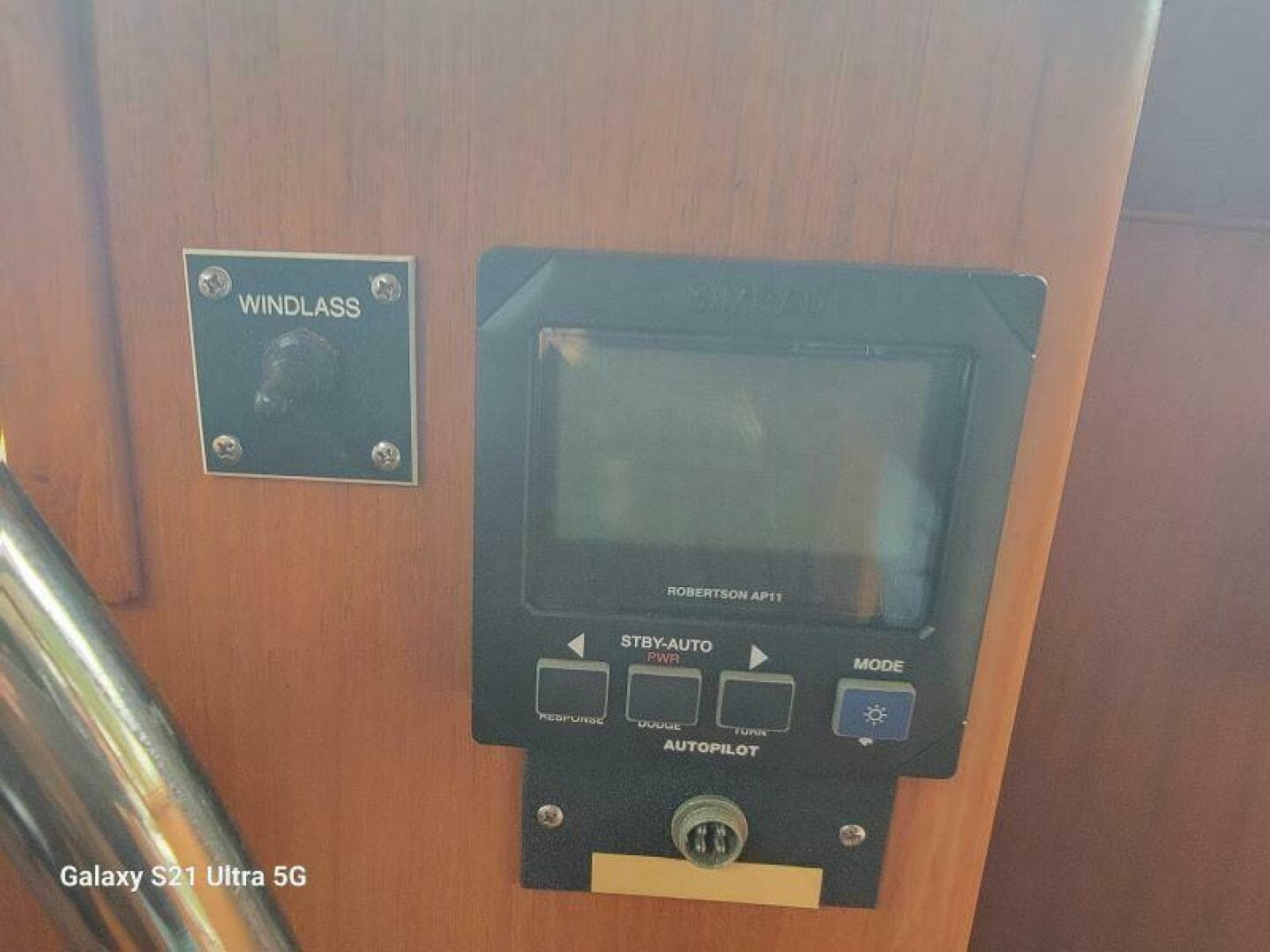 1987 Marine Trader Wide Body — photo 41