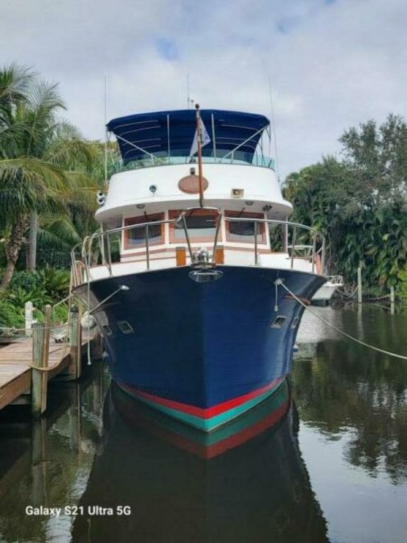 1987 Marine Trader Wide Body — photo 4