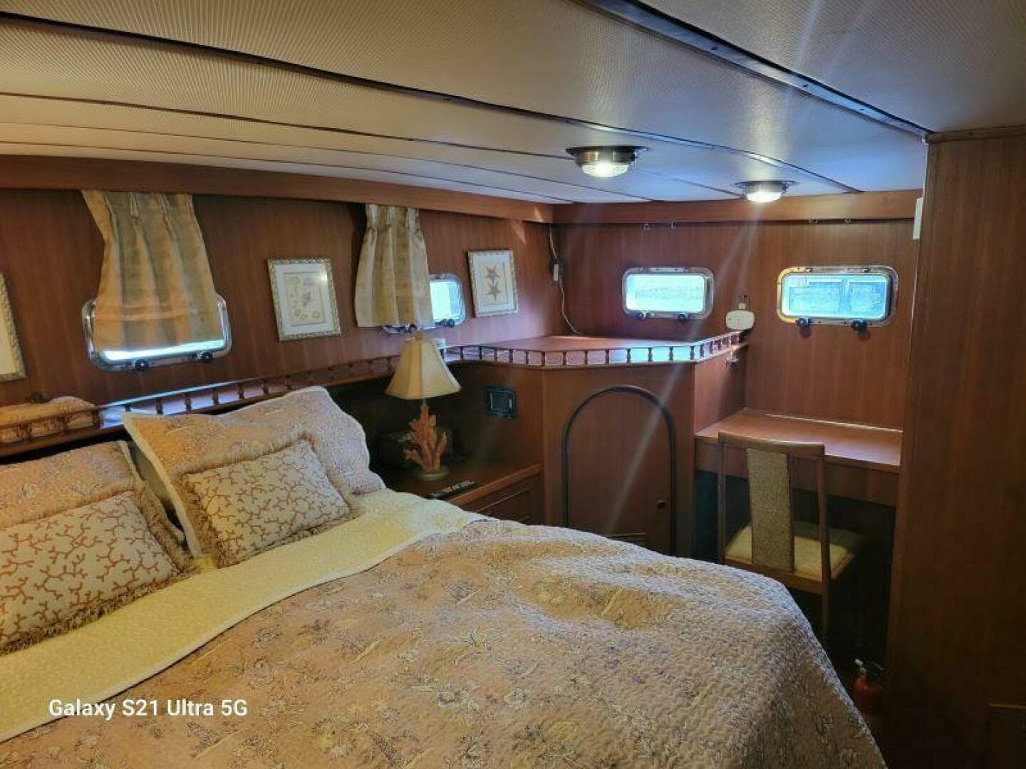 1987 Marine Trader Wide Body — photo 81