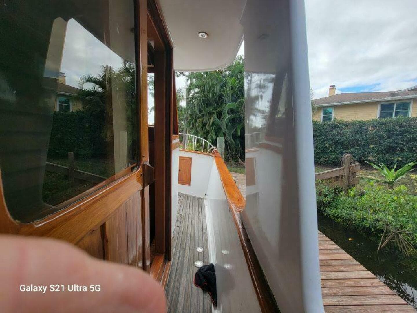 1987 Marine Trader Wide Body — photo 21