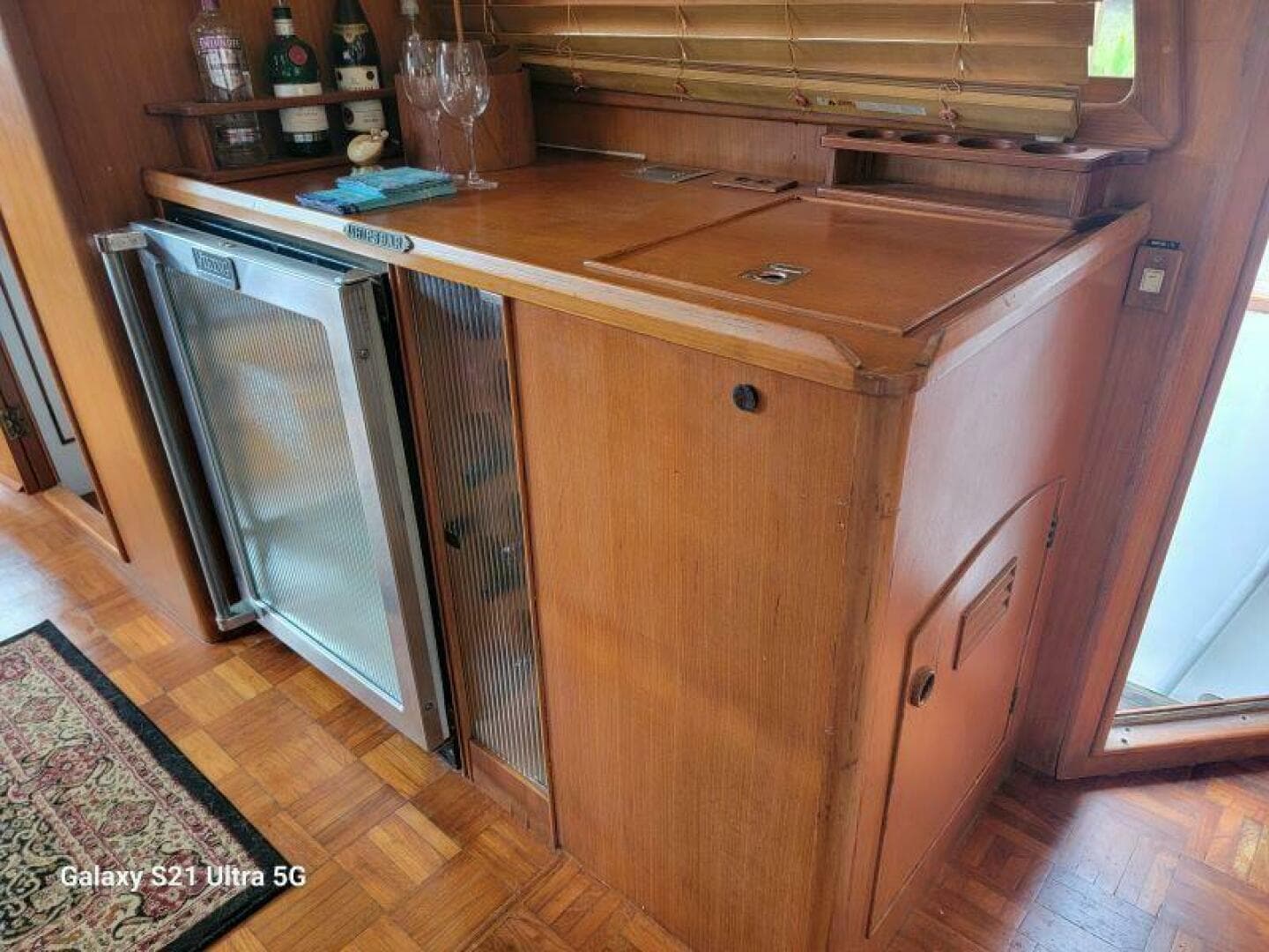 1987 Marine Trader Wide Body — photo 74