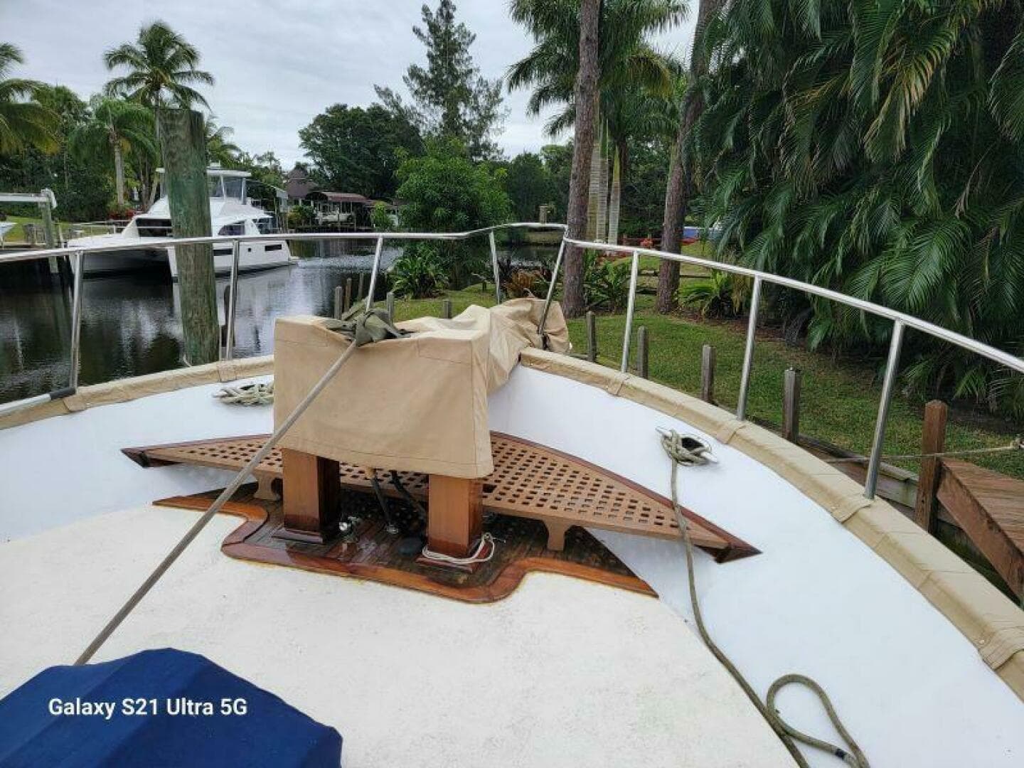 1987 Marine Trader Wide Body — photo 20