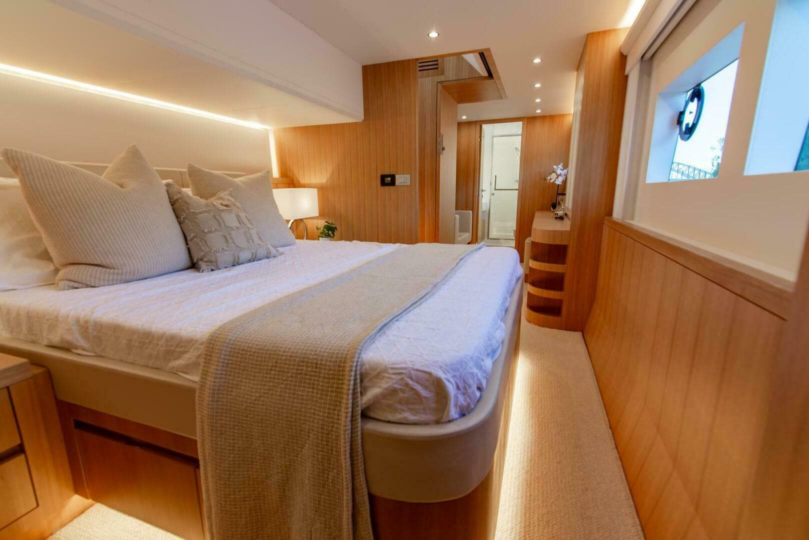 2026 Iliad Catamarans 53F — photo 37