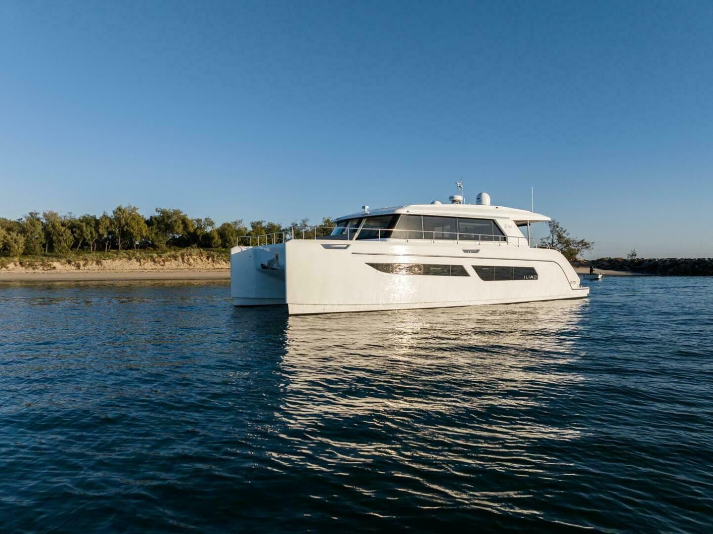 2026 Iliad Catamarans 53S — photo 8