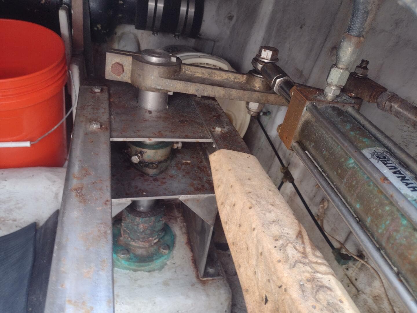 2000 Sterling Grand Cayman — photo 85