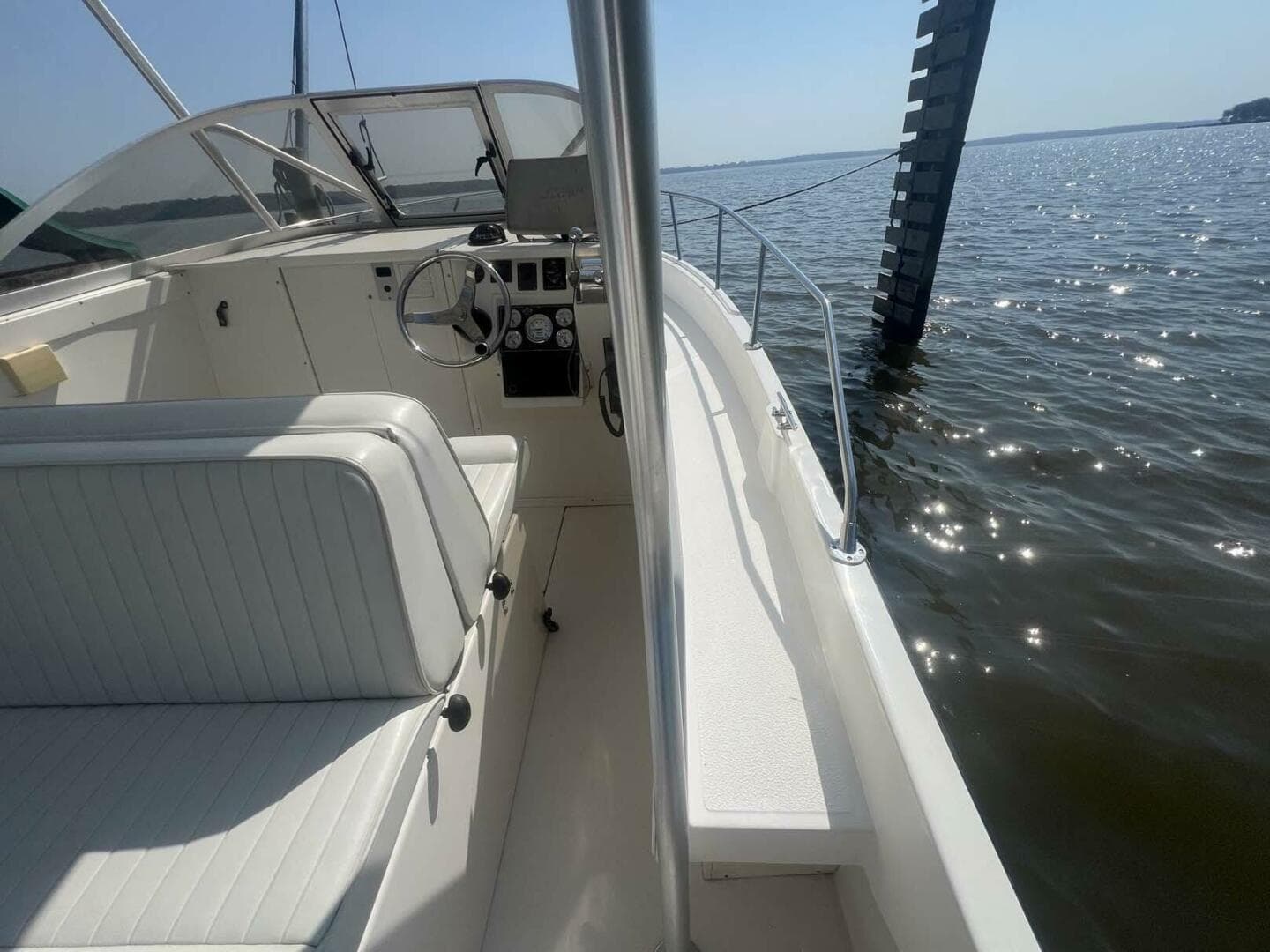 2005 Shamrock 220 Predator — photo 17