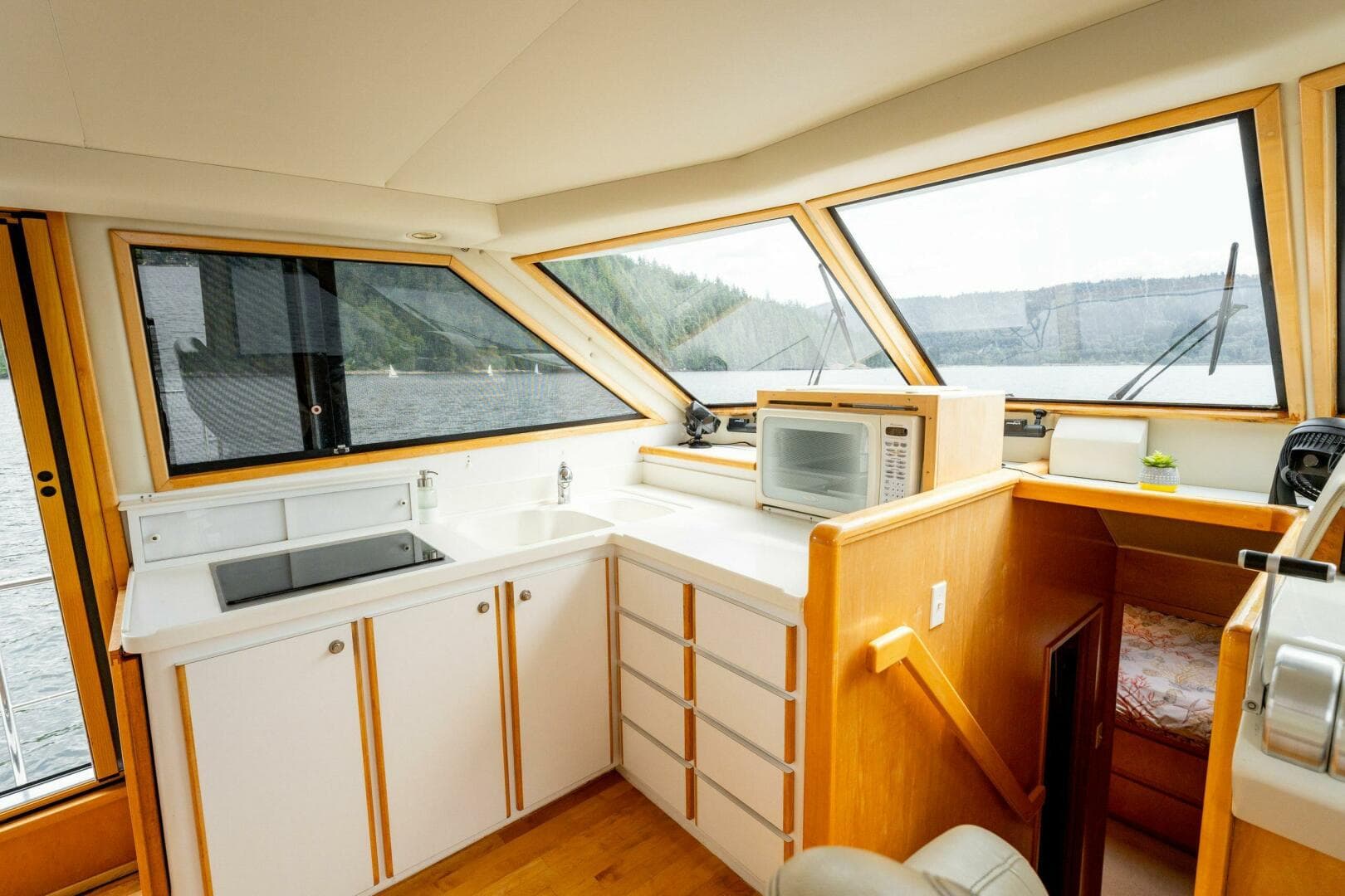 1997 Navigator Sundance 5600 — photo 68