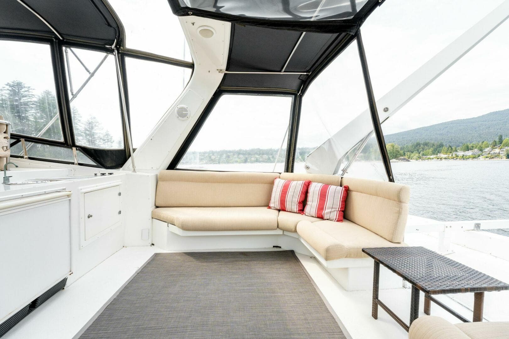 1997 Navigator Sundance 5600 — photo 46