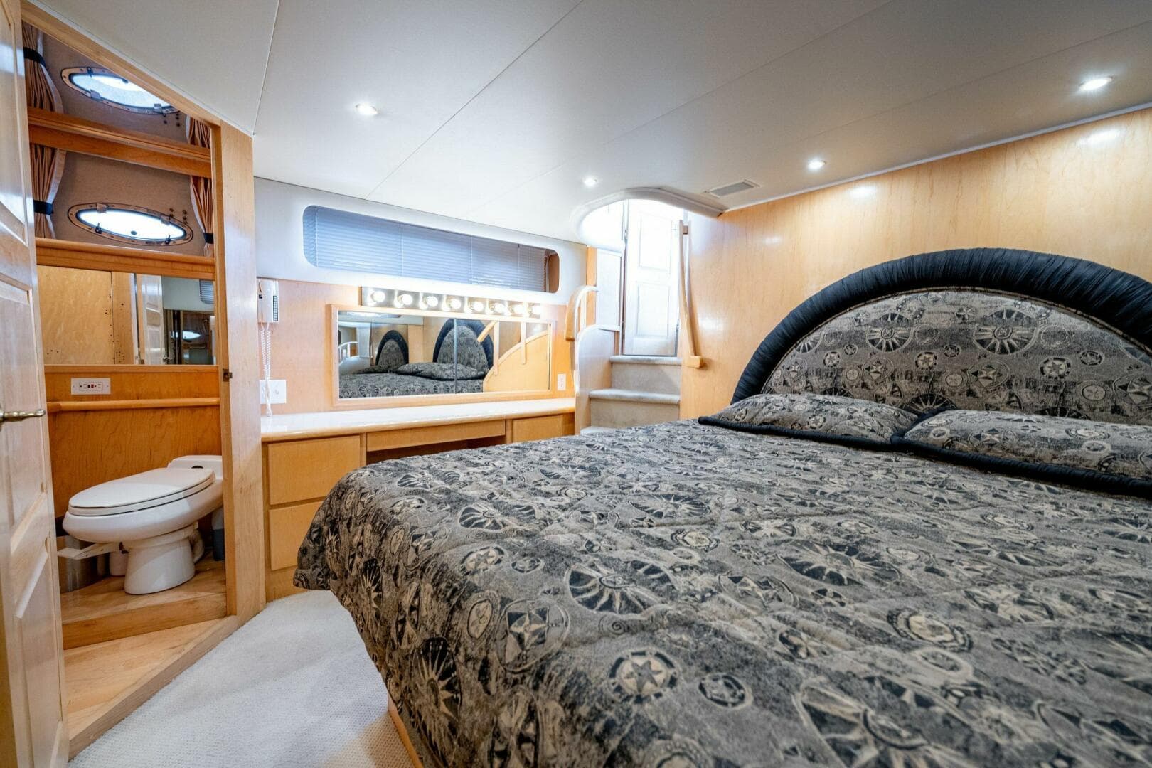 1997 Navigator Sundance 5600 — photo 99