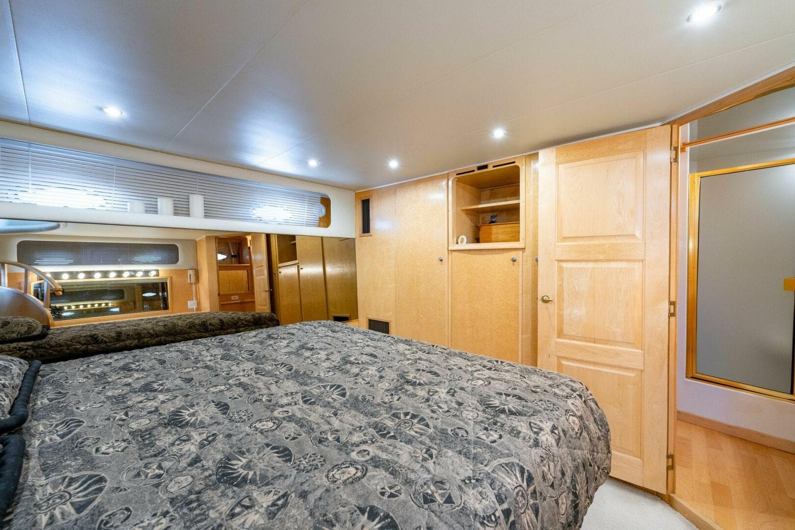 1997 Navigator Sundance 5600 — photo 100