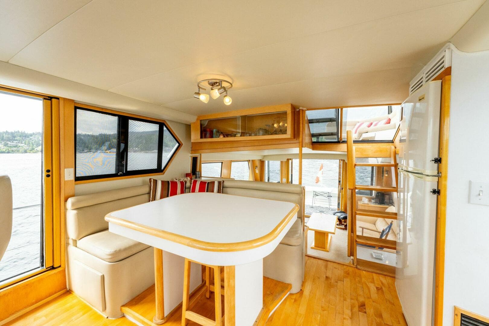 1997 Navigator Sundance 5600 — photo 66