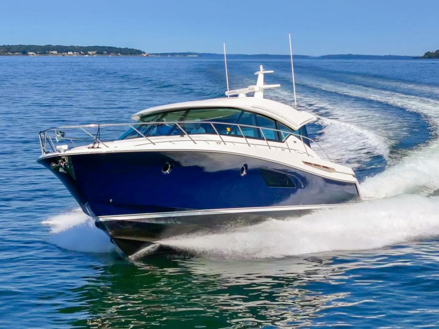 2018 Tiara Yachts 53 Coupe — photo 3