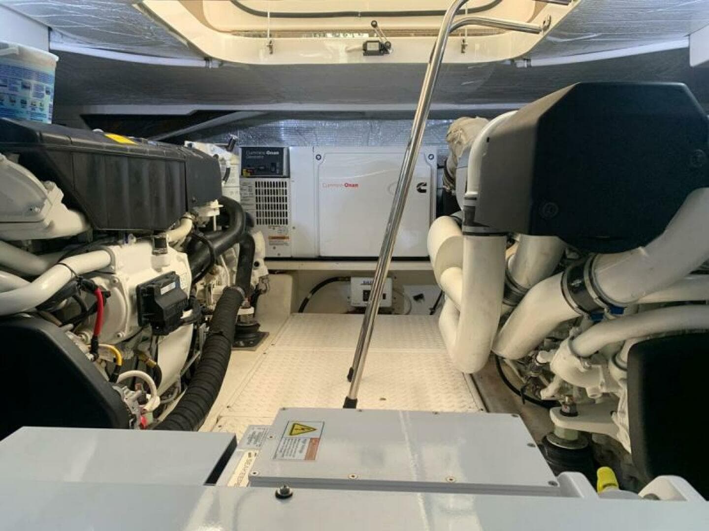 2018 Tiara Yachts 53 Coupe — photo 36