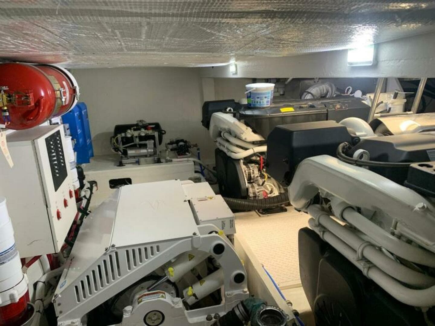 2018 Tiara Yachts 53 Coupe — photo 37