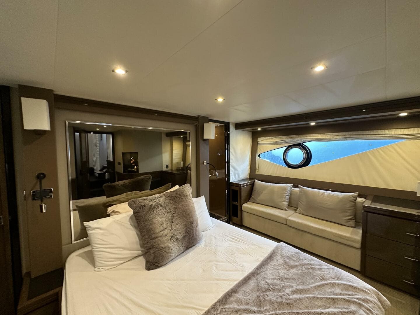 2013 Marquis 630 Sport Yacht — photo 123