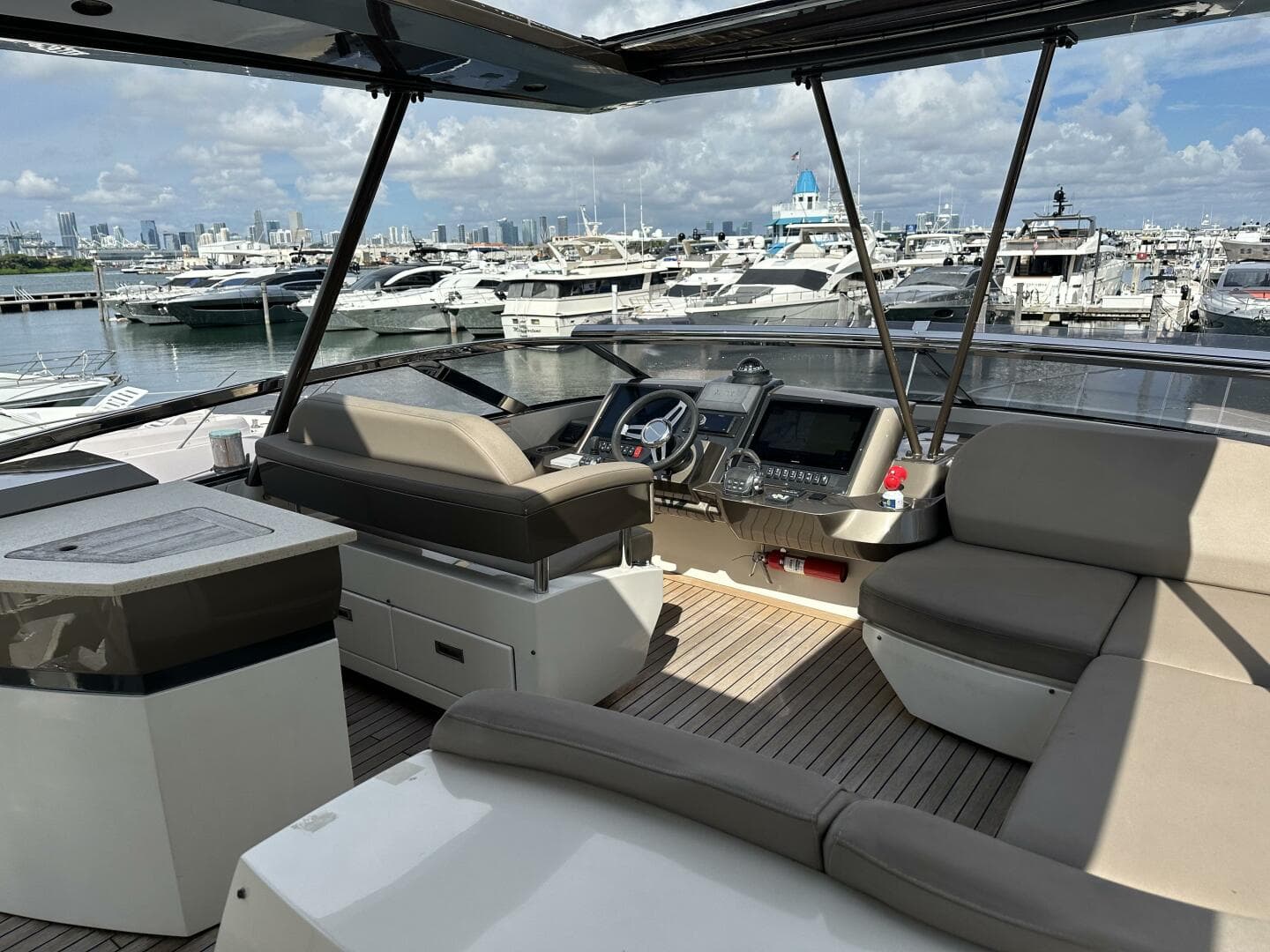 2013 Marquis 630 Sport Yacht — photo 88